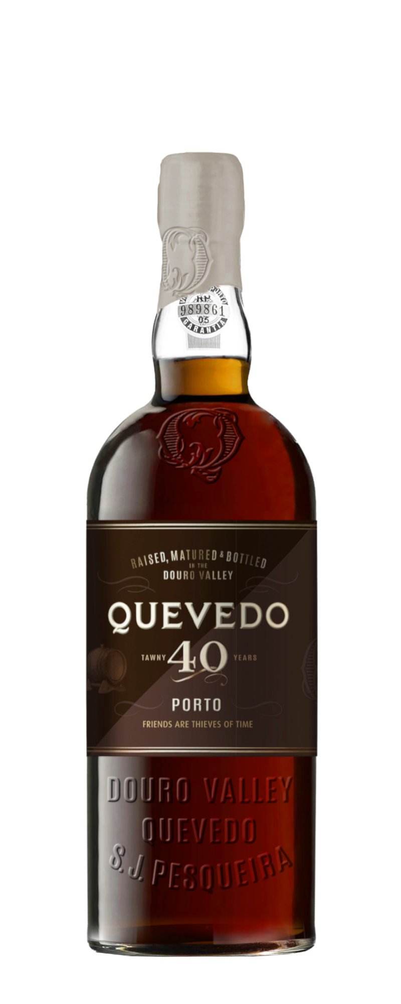 Bottiglia di Quevedo 40 Years Tawny Porto con etichetta scura che riporta il nome del marchio, 40 anni e la Valle del Douro in rilievo sul vetro. La bottiglia ha un sigillo grigio ed è riempita di vino Porto scuro.